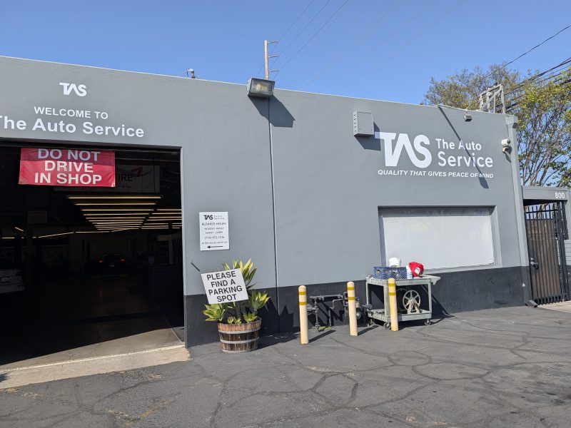 Cash Plus Santa Ana, CA 92705